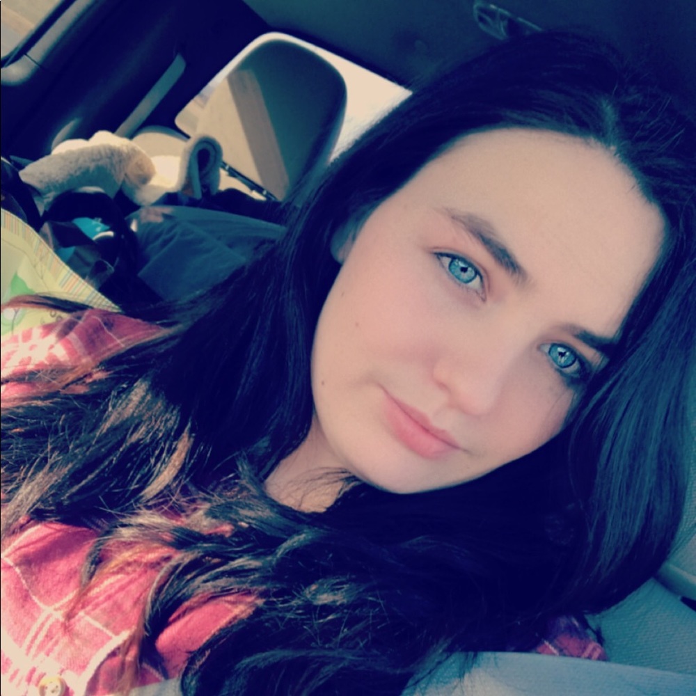 Meet your Posher, Cheyanne